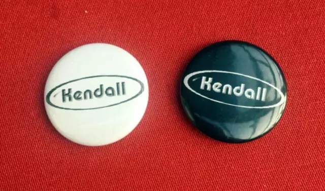 Kendall Unsigned Indie Band 2 Rare Original Promo Pins Button Badges Unused New