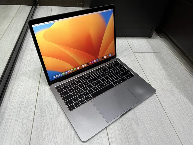 Apple MacBook Pro Retina 13.3" 2017 512GB SSD 16GB Ram 3.1GHz Core i5 Space Grey
