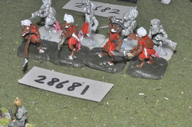 25mm fantasy / dog soldiers - warriors 8 figures - inf (28681) 2