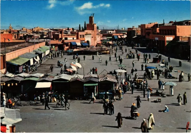 CPM AK MAROC Marrakech La Place Djemaa El F'na (67373)