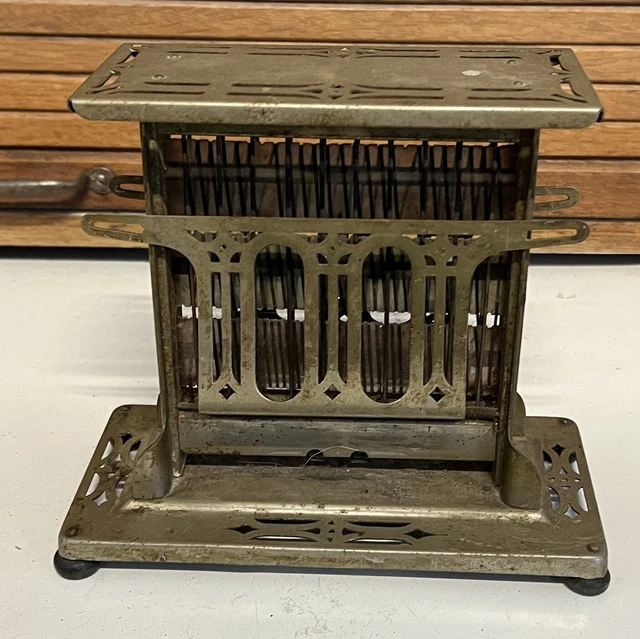 Antique Landers Frary & Clark Universal WWI Era Toaster Pat. 1915 Missing Cord