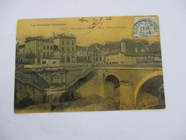 Cpa Pyrenees Atlantiques 64 Oloron Sainte Marie Place Thiers Et Fontaine