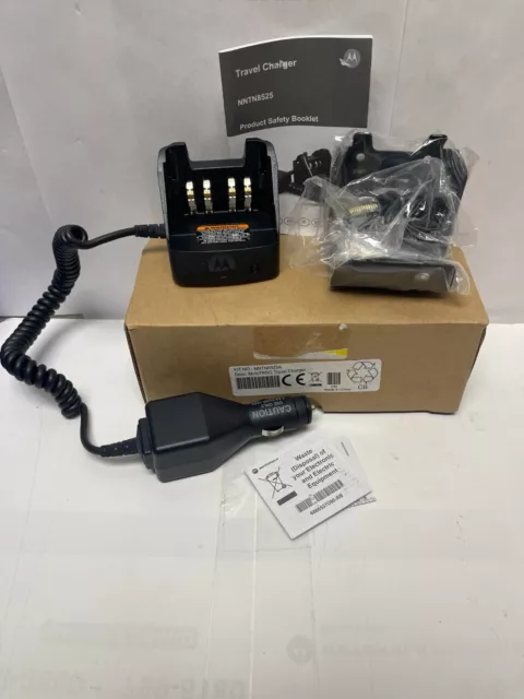 Motorola APX Travel Charger NNTN8525A NEW