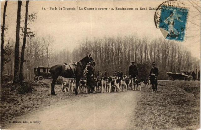 CPA Foret de TRONCAIS - La Chasse a courre-Rendez-vous au Rond (262901)