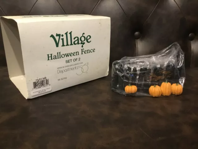 DEPT 56 HALLOWEEN FENCE SET OF 2 #56.52702 village accessories with black cat