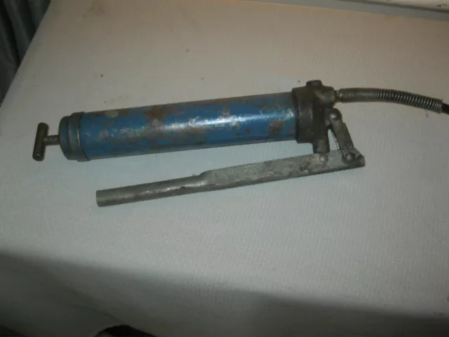 Lincoln Lever Grease Gun Model 1142 Series E