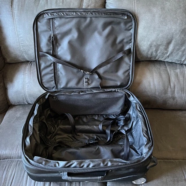 Tumi T Tech Carry-On Wheeled Upright Expandable 21" 57621D Black Suitcase Bag 9