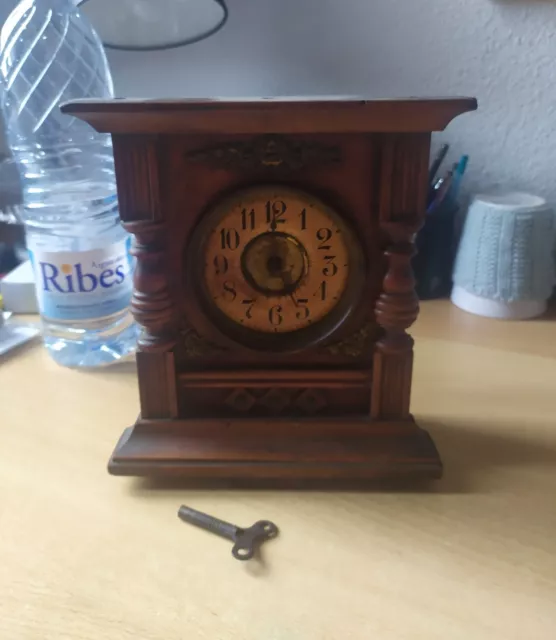 Reloj americano de cuerda para arreglar 22,8x20,2x8,8cm