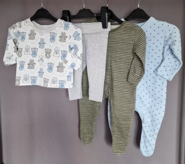 Baby Boys Clothes Bundle Age 0-3Mths.Used.Perfect condition.Mixed brands.