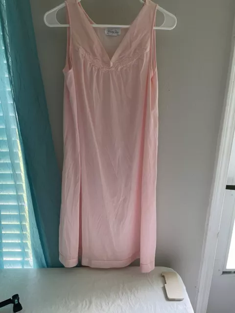 Vtg Vanity Fair Nightgown S Nylon Sleeveless Satin Trim Silky Light Pink