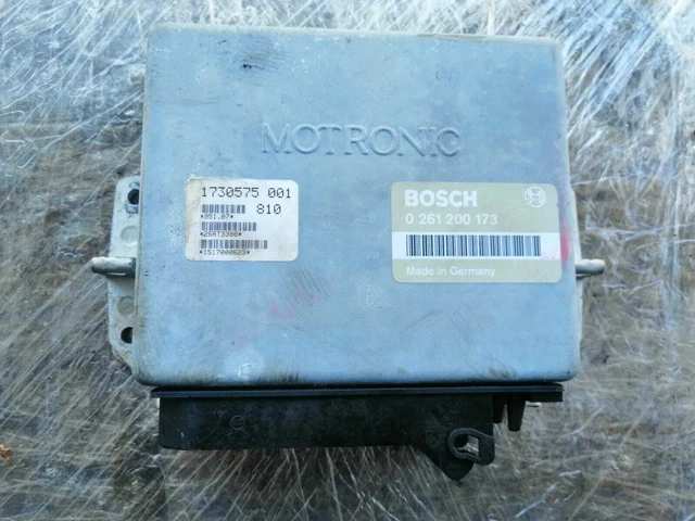 BMW E30 M20B25 Engine Control Unit Module MOTRONIC Bosch 0261200173 ...