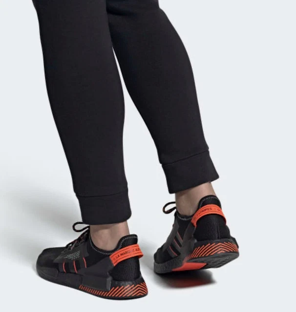 ADIDAS NMD R1 V2 schwarz rot Gr e 42 2 3 NEU OVP