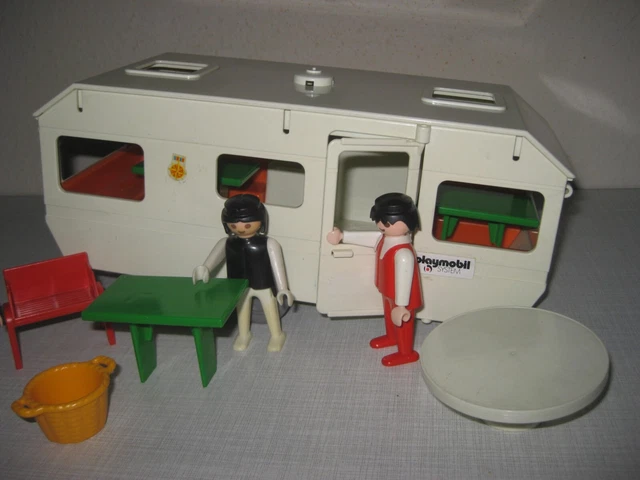 Playmobil Vintage - Véhicules Avec Table Verte, Caravane Et Bateau - Référence 3249 & 3539