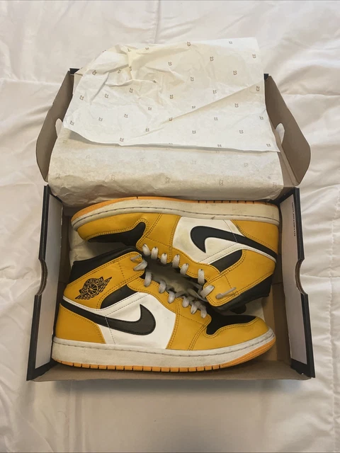NIKE AIR JORDAN 1 Mid Taxi Black Yellow Toe MENS 554724-701  display picture 3
