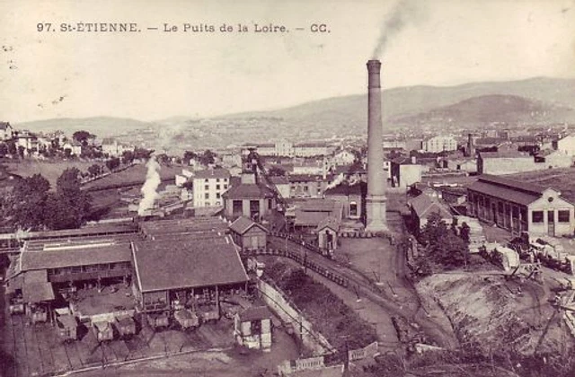 Ancienne Cpa Saint Etienne Puits Chatelus Mines De