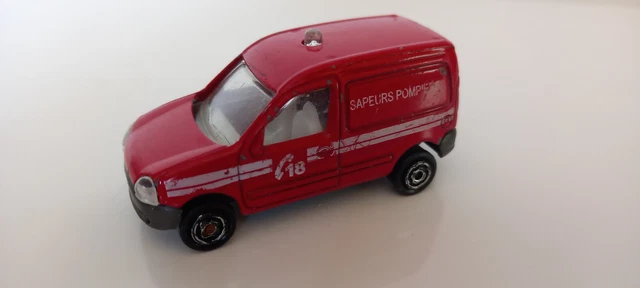 Occasion Norev - Renault 4L Bordeaux, échelle 1:43, Année 1960 (sans Boîte)