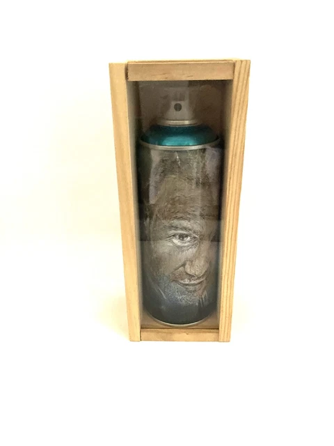 bombe Montana C215 avec timbre C215 1er Jour