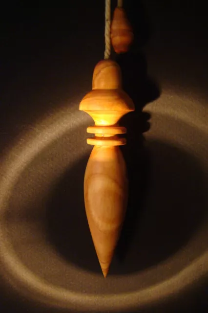 Pendule Brocéliande en bois, Pendule de radiesthésie