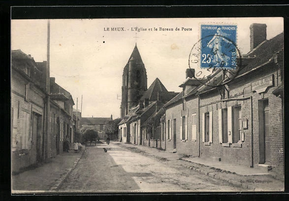CPA Le Meux, l´Église et le Bureau de Poste 1921