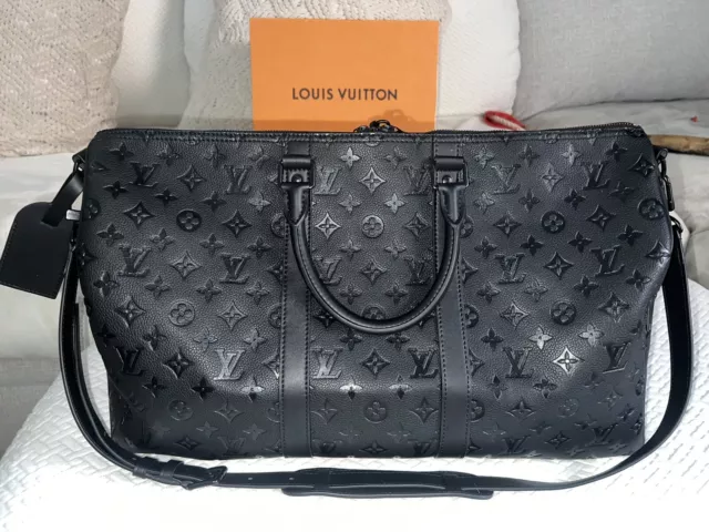 Brand New Auth 2019 Louis Vuitton Virgil Abloh Black Mesh Monogram Keepall  50