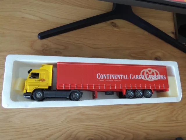 Tekno 1:50 Scania Continental Cargo Carriers (CCC) / Weys Inter Europa