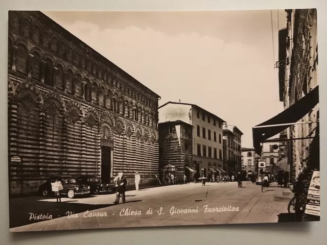 Pistoia - Via Cavour - Chiesa di San Giovanni Fuorcivitas. Auto, Car.