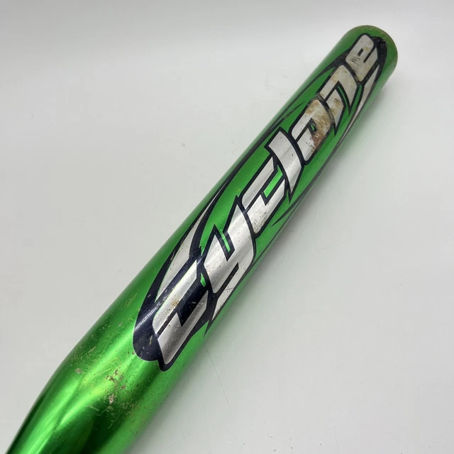 Batte De Softball Easton Cyclone SK32B – 32 Pouces, 24 Oz – Bon état