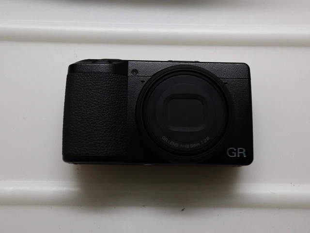 Ricoh GR III Digital Camera - 24MP - Boxed - Excellent - GR3.