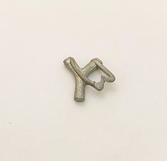 2002 THE SIMPSONS CLUE Game Piece Replacement Pewter WEAPON