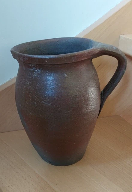 ancien pichet en grès
