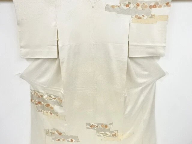 36731# Japanese Kimono / Antique Kimono / Embroidery / Kiku & Syoutikubai