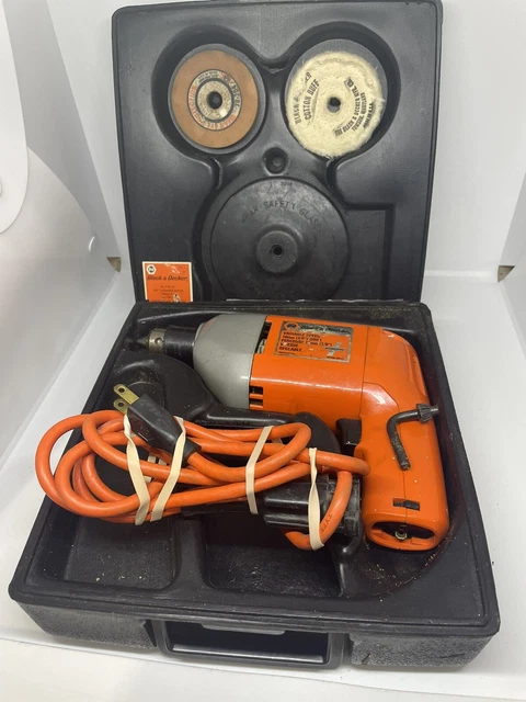 Image of Reversible chuck of Black & Decker KR705 drill