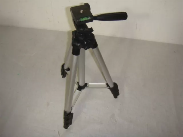 Lightweight Compact Aluminum Mini Projector Or Camera Tripod 12.5-35"