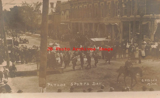 MI, Chelsea, Michigan, RPPC, Parade Sports Day, Marching Band, Photo