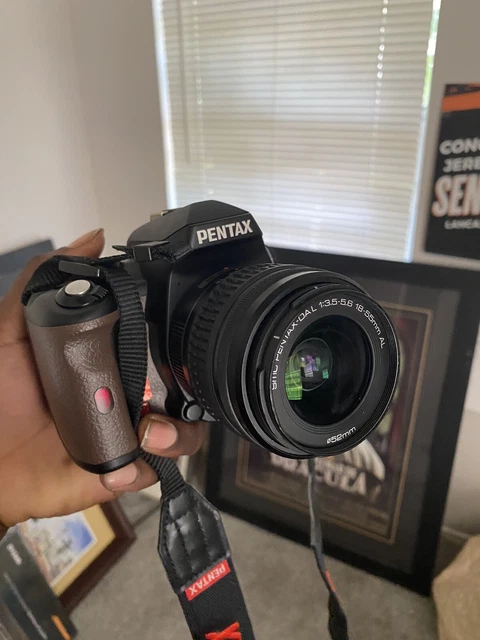 PENTAX K-r APS-C CMOS 24MP Digital SLR Camera - Black