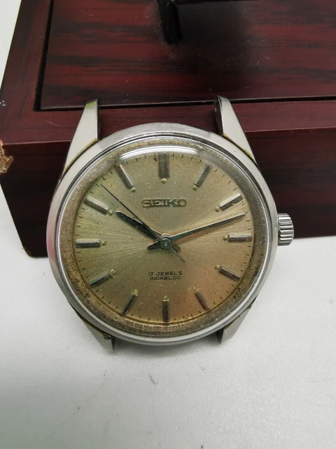 SEIKO 66B WINDING NON Working Watch Movement For Parts Repair Work