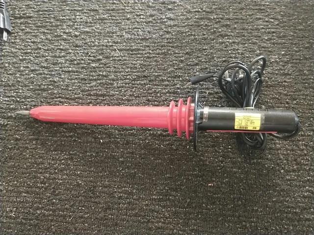 Fluke 80K-40 H.V. Probe