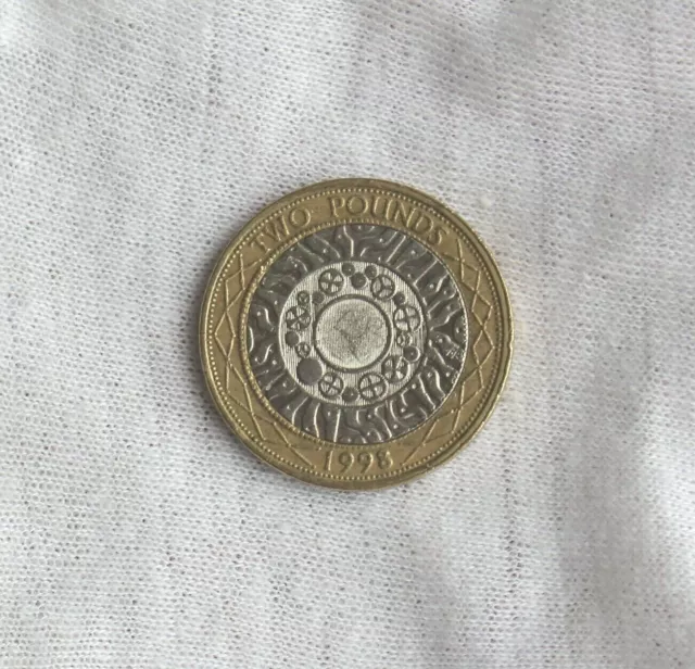 1998 2 Pounds; United Kingdom; Standing on the Shoulders of Giants; Circulated