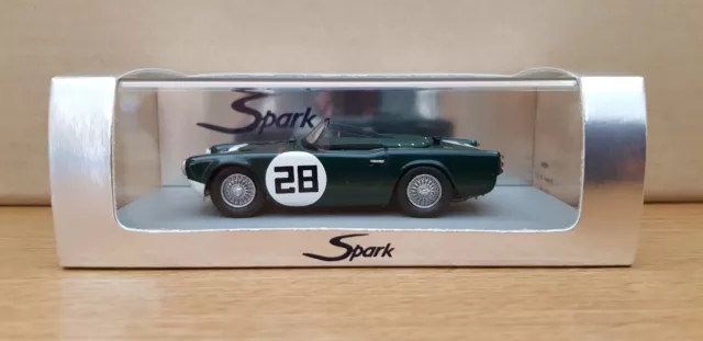 Spark  S0501  Triumph TRS #28 Lemans 1960  Becquart/ Ballisat