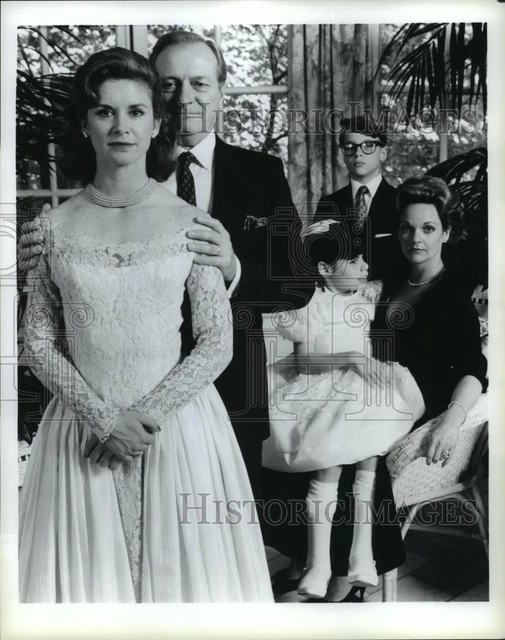 1990 Press Photo Stephanie Zimbalist, George Grizzard for "Caroline?" CBS TV