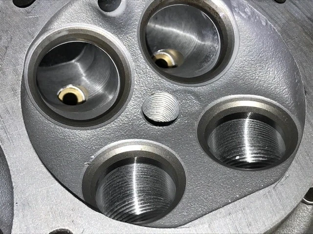 CNC Portierter Zylinderkopf für Mini/JCW Cooper S (2. Gen) N14 Motor CNC Portierter Zylinderkopf für Mini/JCW Cooper S (2. Gen) N14 Motor