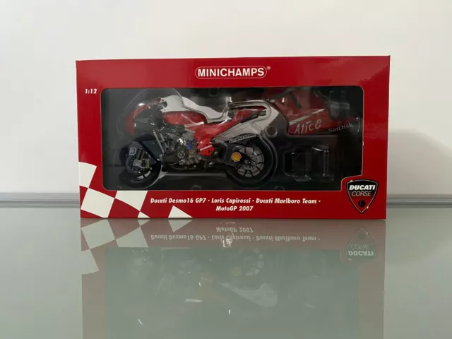 Minichamps 1:12 Ducati Desmo16 Gp7 - Loris Capirossi Motogp 2007 - 122070065