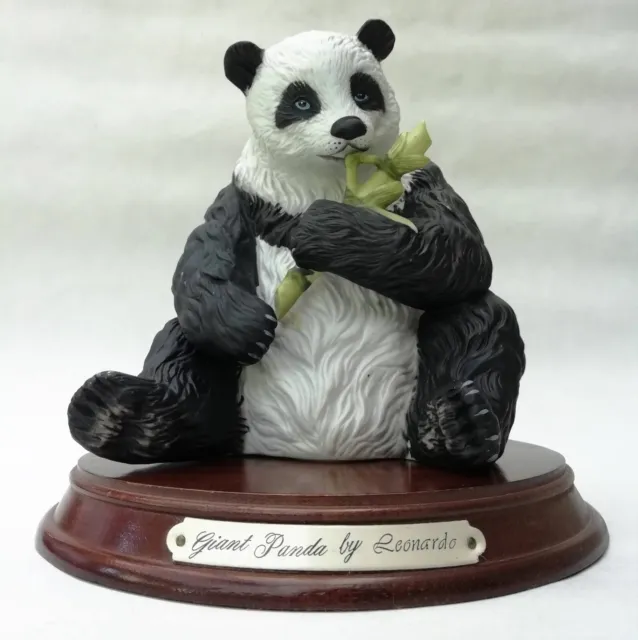 Leonardo Giant Panda Ceramic Porcelain Figurine on Wooden Base 19cm High