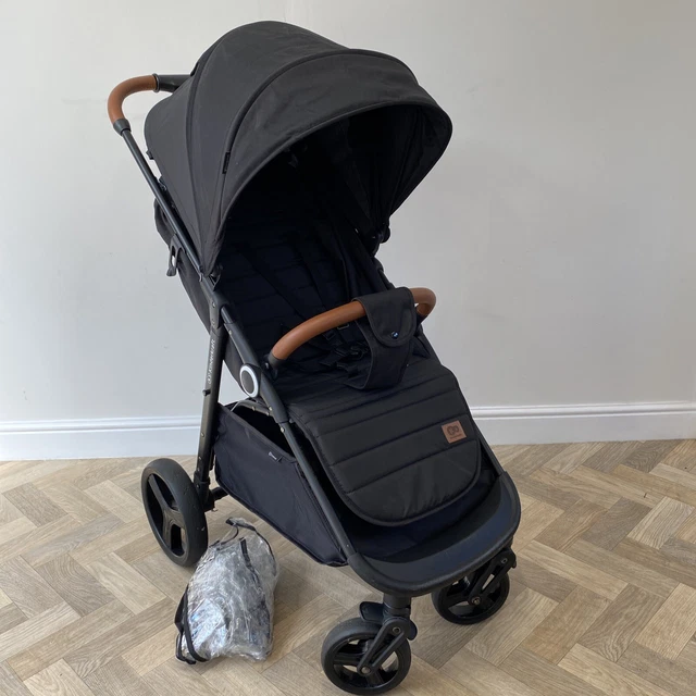 Cochecito Kinderkraft Grande Plus - negro precio de venta sugerido por el fabricante £180 nacimiento-22 kg