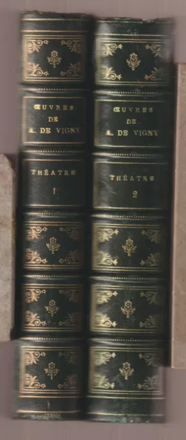 Théâtre complet en deux volumes par Alfred de Vigny   Alphonse Lemerre Relié TBE