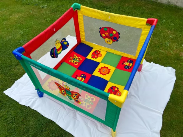 Graco Playpen / Travel Cot with Plastic Multi-Coloured Play Balls