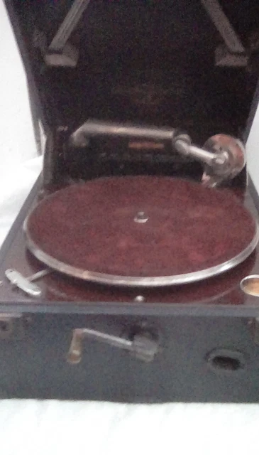 A Lovely Old Columbia Gramophone In Full Working Order
