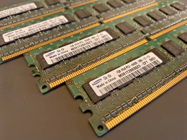 4GB (4x1GB) Samsung PC2-6400E Desktop/Server RAM Memory M391B2873EH1-CF8