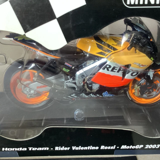 Miniature Minichamps Honda RC211V Rossi 1/12 Test été 2001