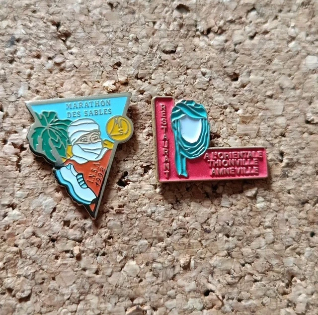 Broche Pin's MALKA Doré Argenté Ronde - Occasion Très Bon état - Fabriqué En France